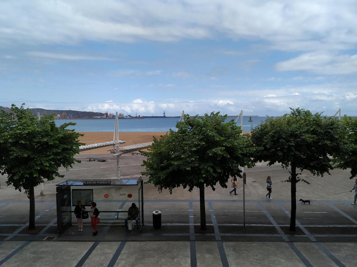 Apto. Vista Playa Poniente Gijón Extérieur photo