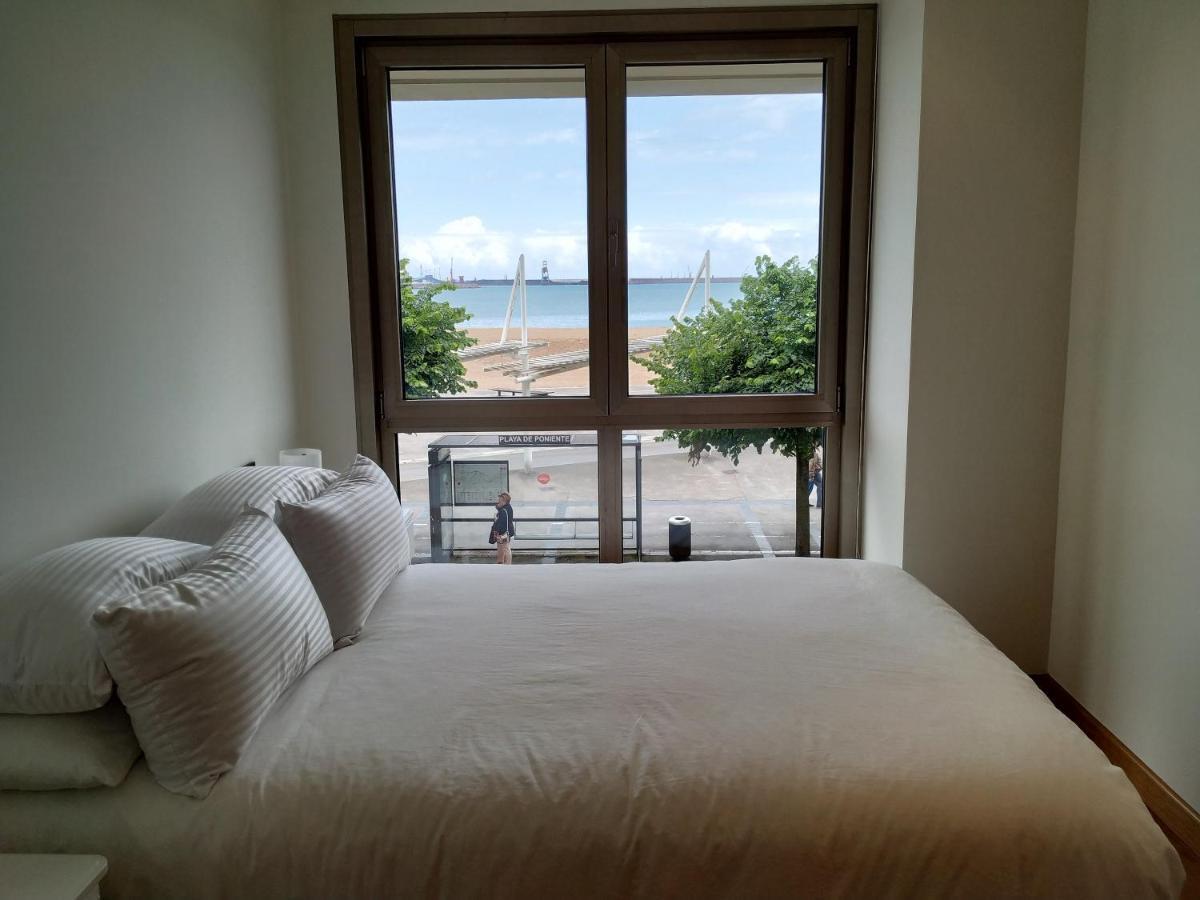 Apto. Vista Playa Poniente Gijón Extérieur photo